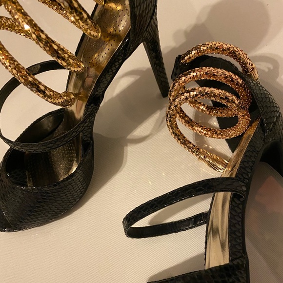 Azalea Wang Valorie Heels / Gold Snake - Picture 3 of 11